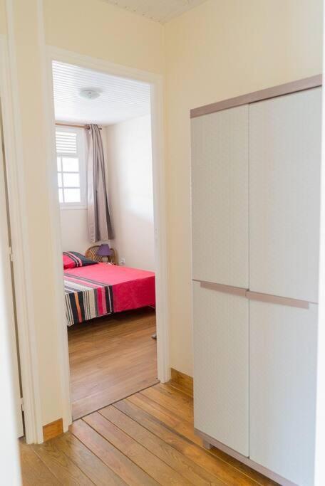 Location Saisonniere Bel Appartement 레트루아질레 외부 사진